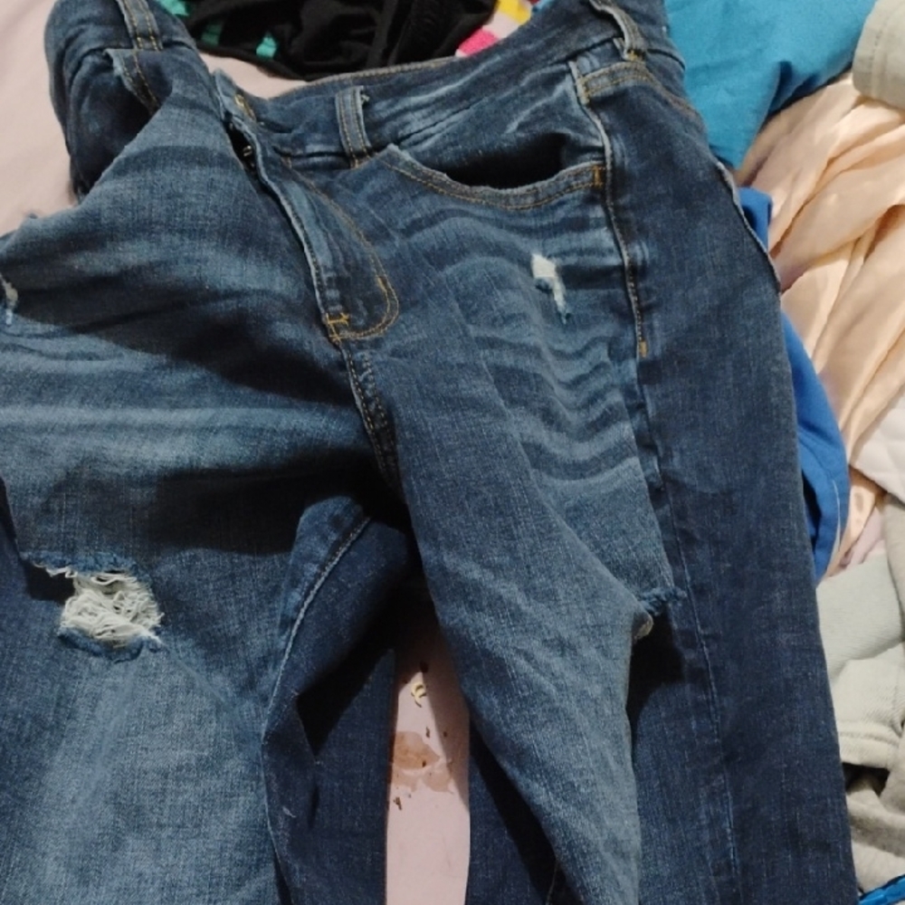 Stylish Distressed Blue Jeans